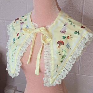 NWOT SHEIN Lace Trim Rabbit & Mushroom Print Dickie Collar Cream